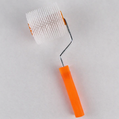 4-Inch (100mm) Spike Roller with 20mm Spikes and Handle